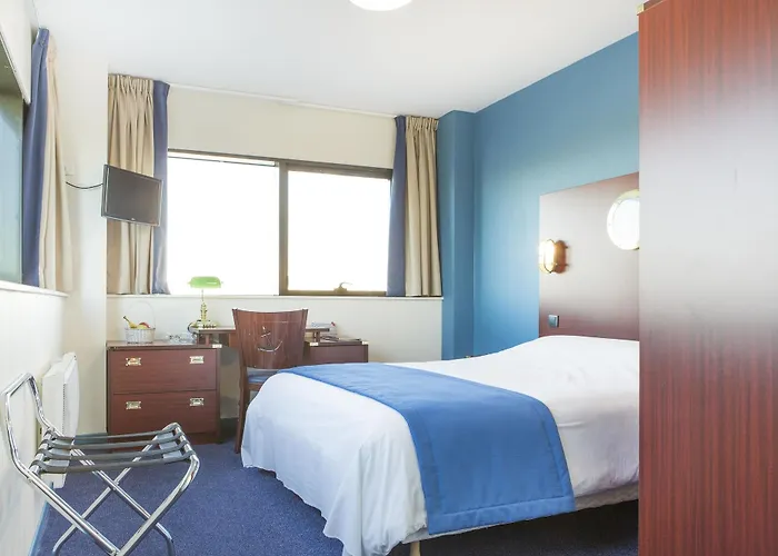 Les Gens De By Popinns