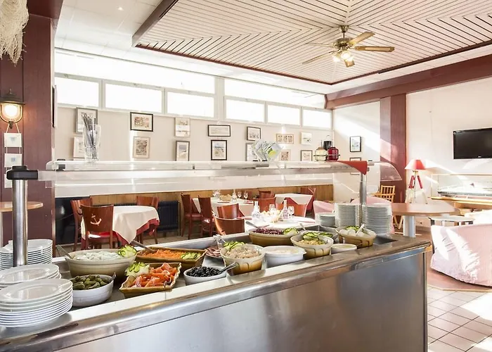 Hotel Les Gens De By Popinns