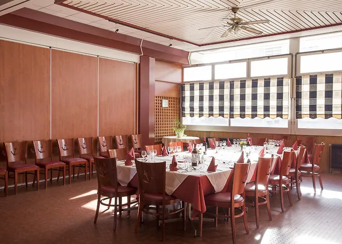 Les Gens De By Popinns