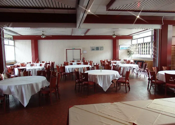 Hotel Les Gens De By Popinns