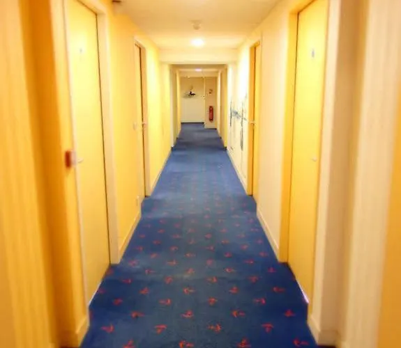 Les Gens De By Popinns Hotel Le Havre