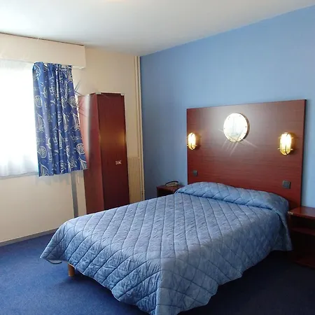 Ξενοδοχείο Les Gens De By Popinns 2*