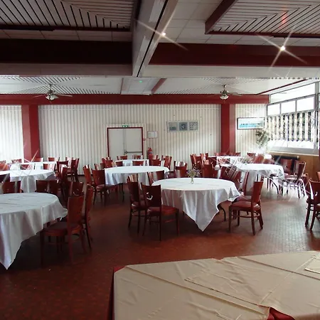 Hotel Les Gens De By Popinns