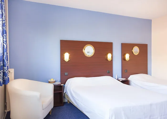 Hotel Les Gens De By Popinns 2*