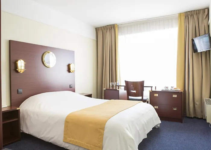 Hotel Les Gens De By Popinns