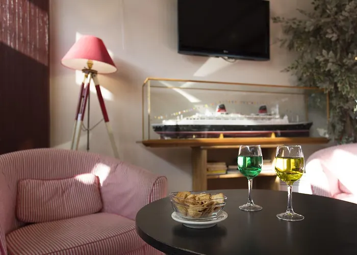 Hotel Les Gens De By Popinns Le Havre